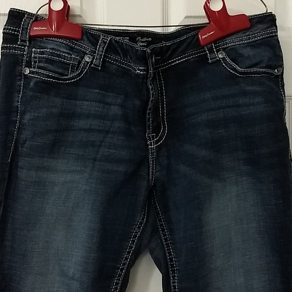 Jeans - Picture 1 of 6